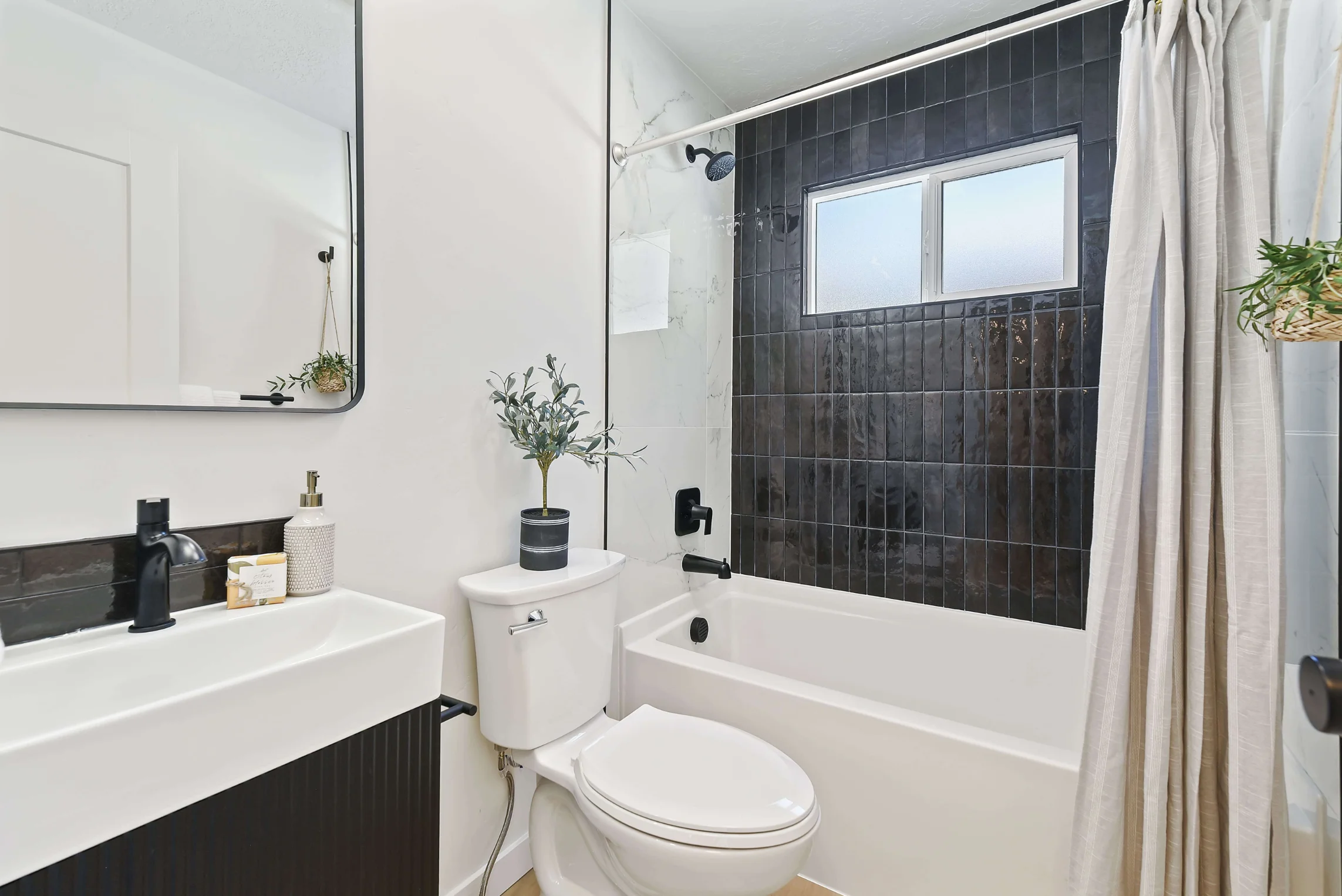14-026_Bathroom_resized